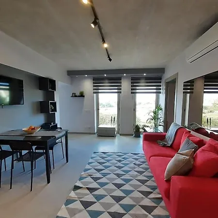 Modern On Mdina's Promenade Apartment